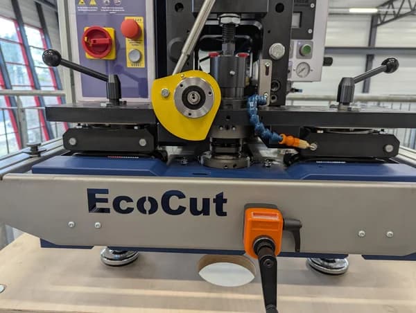 Lochblechstanze West V8 EcoCut