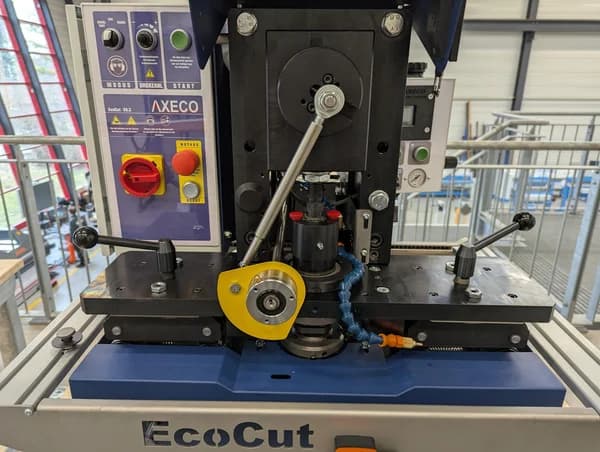 Lochblechstanze West V8 EcoCut