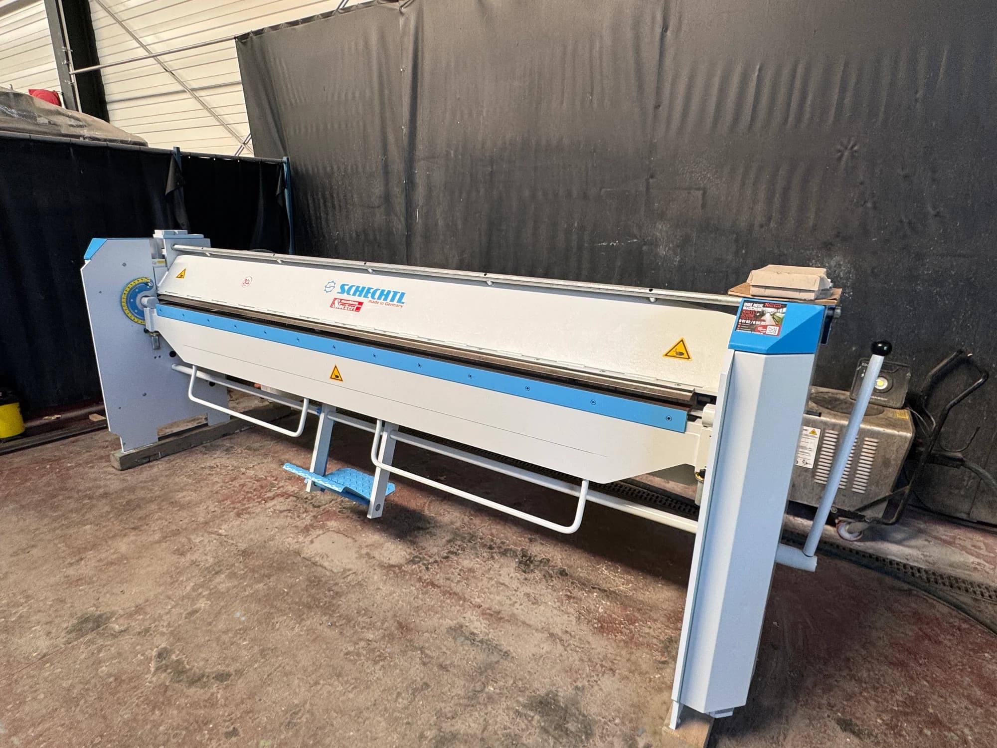Schwenkbiegemaschine HBM 310