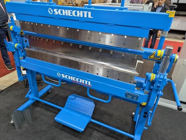 Schwenkbiegemaschine Schechtl UK-DB 100