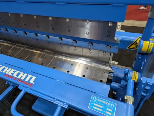 Schwenkbiegemaschine Schechtl UK-DB 125