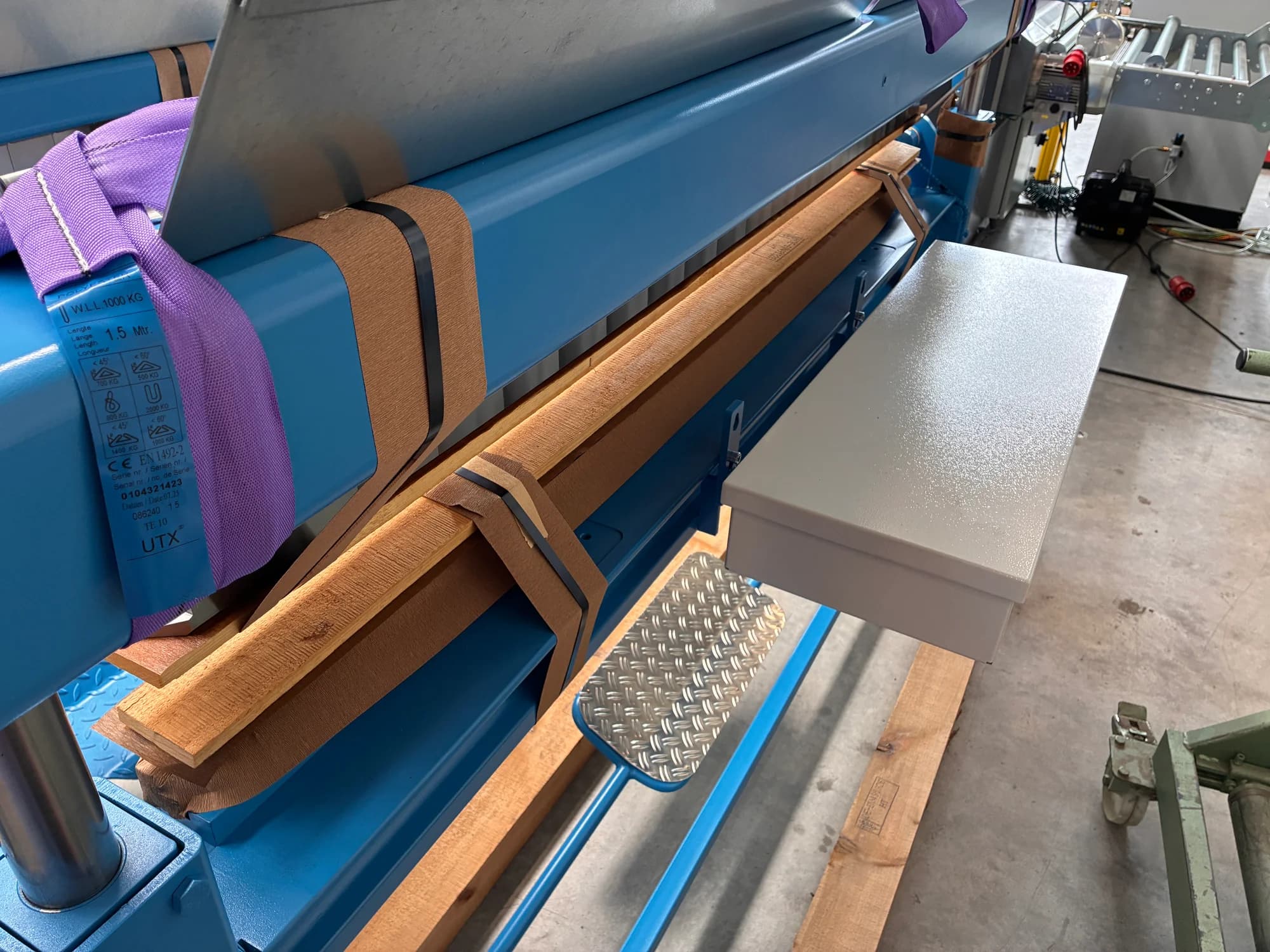 Schwenkbiegemaschine Schechtl UKV 200 S