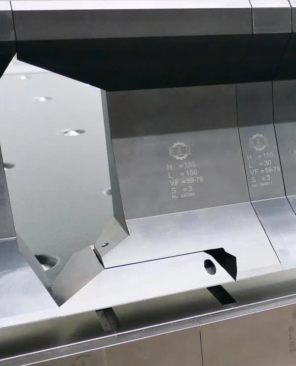 Schwenkbiegemaschine XLTbend RAS 71.30