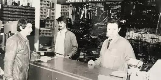1985: Thekenverkauf – Maschinen Stockert
