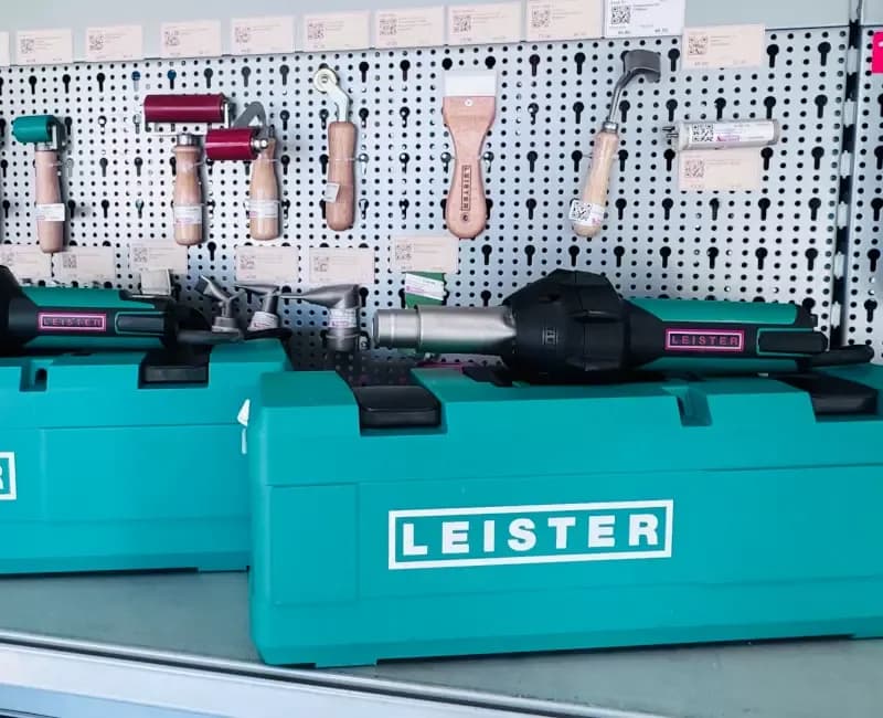 LEISTER – Kunststoffschweißen für Profis bei Maschinen Stockert